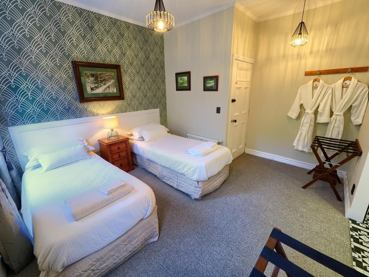 The Ferry Bed & Breakfast Bed & Breakfast Queenstown Bagian luar foto